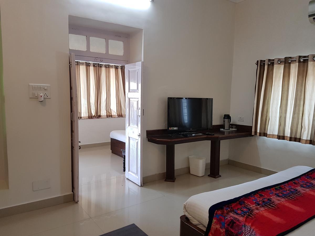 Hotel Karnavati Mount Abu Luaran gambar