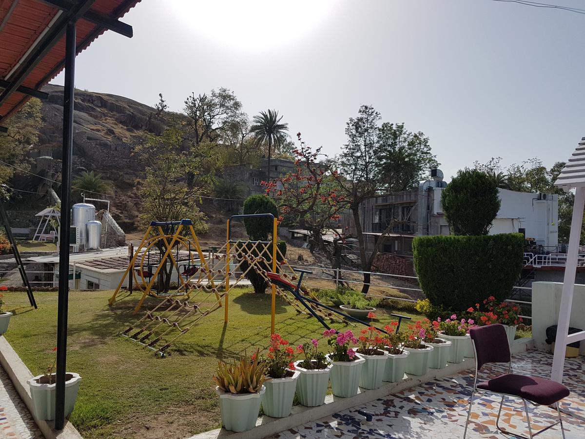 Hotel Karnavati Mount Abu Luaran gambar